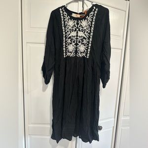 Knox Rose Black Dress with White Embroidery